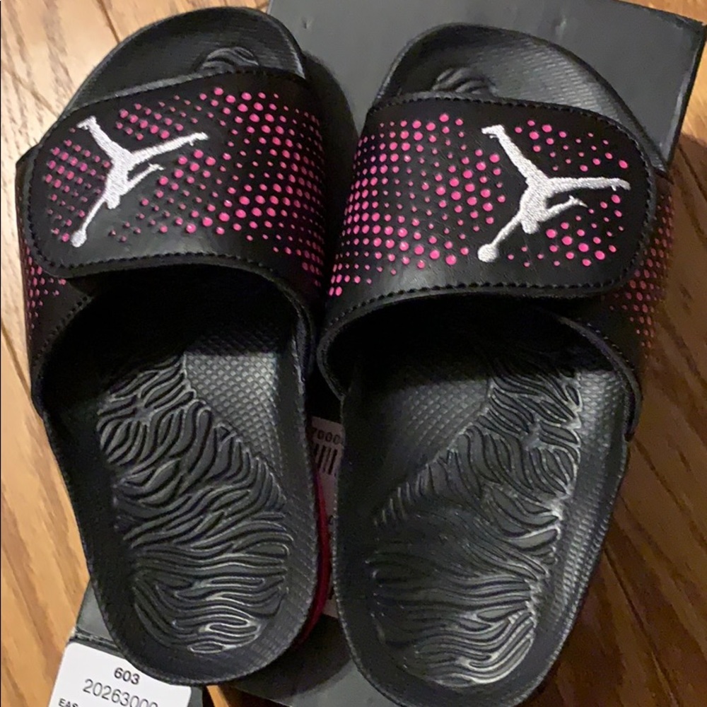 Little girls slides Jordan size 11